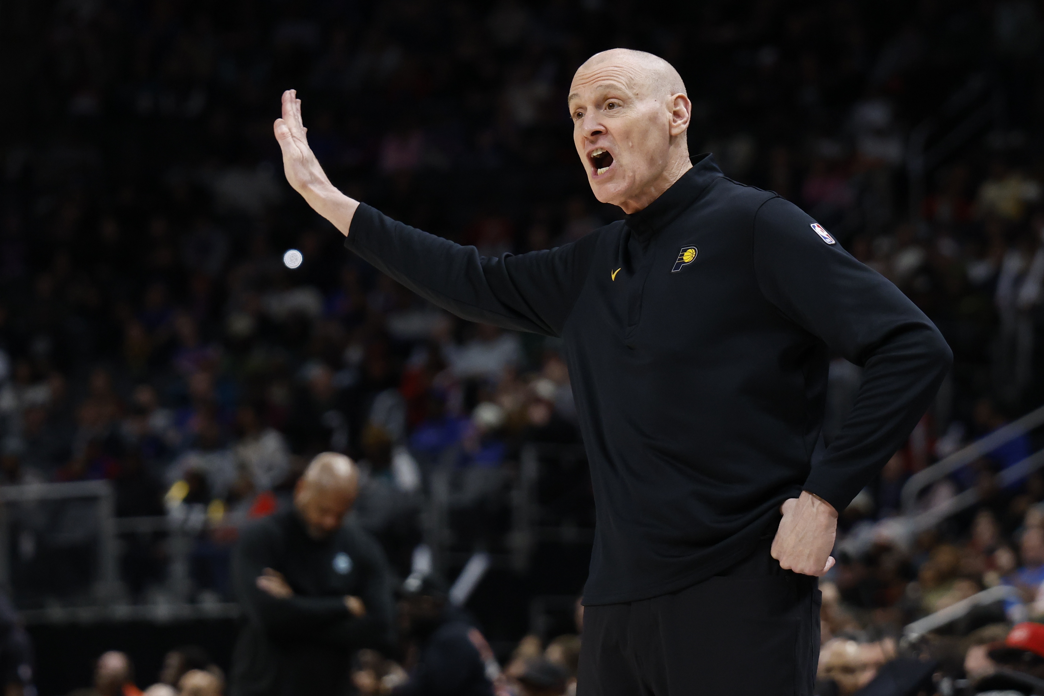 卡莱尔打趣不知湖人主场名字:反正是斯台普斯 得让球员做好准备